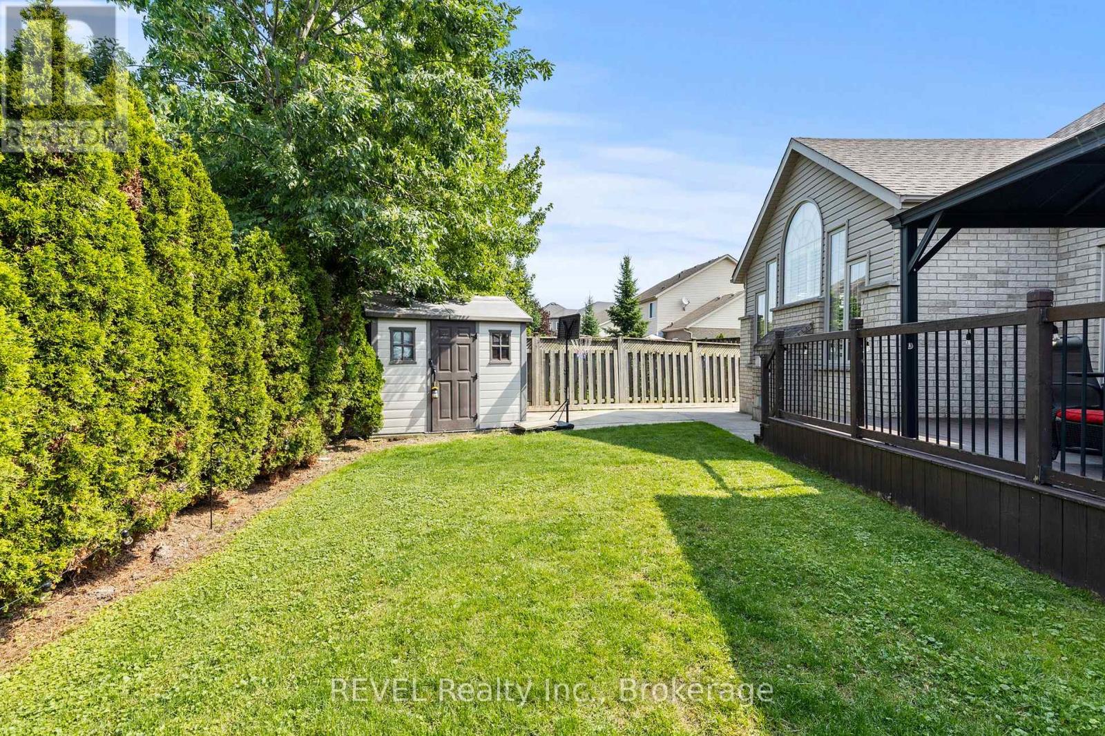 6955 St Michael Avenue, Niagara Falls (Forestview), Ontario  L2H 3N8 - Photo 34 - X13555734