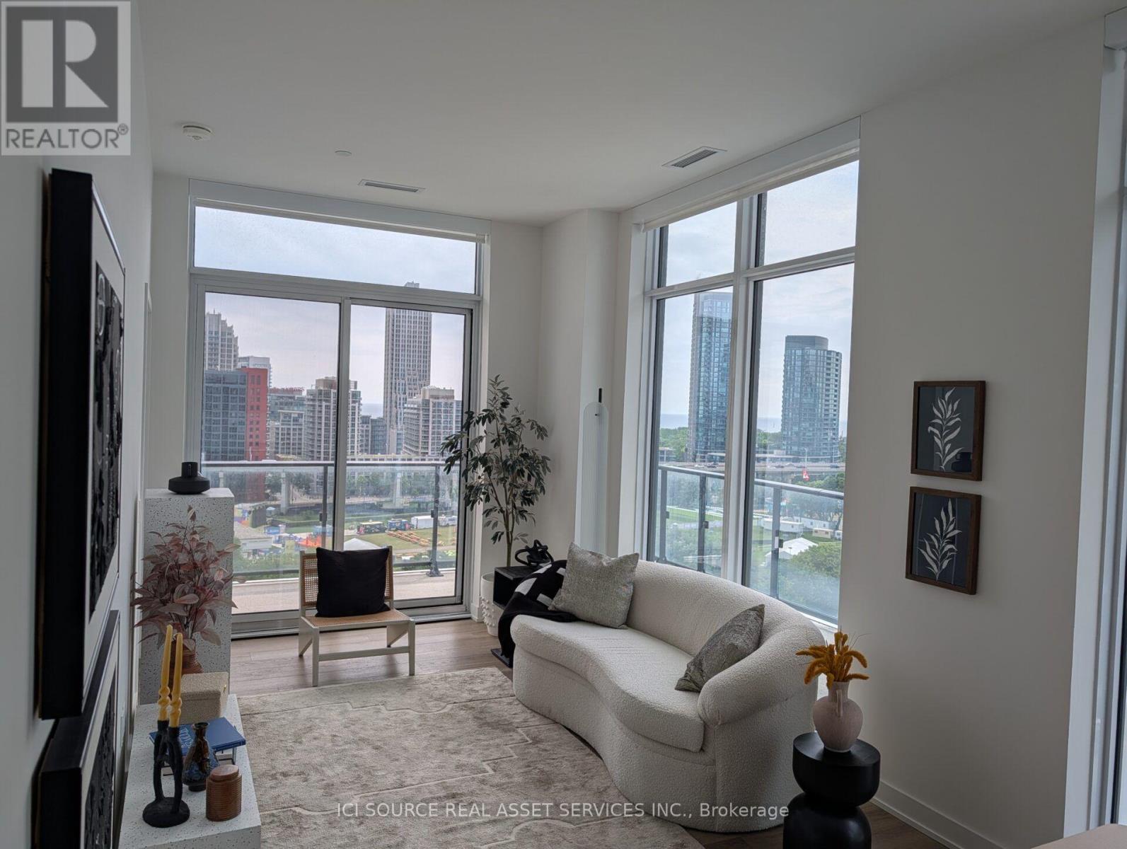 Ph21 - 9 Tecumseth Street, Toronto, Ontario  M5V 0S5 - Photo 6 - C13541776