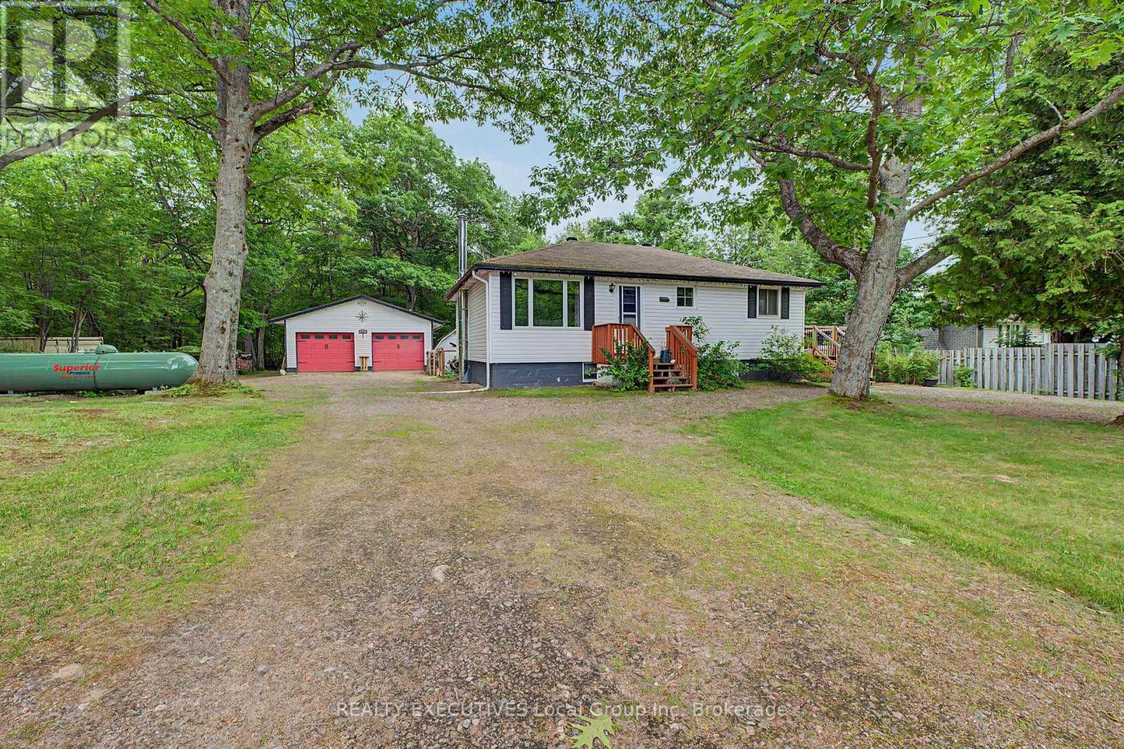 647 DERLAND ROAD, East Ferris (Corbeil)