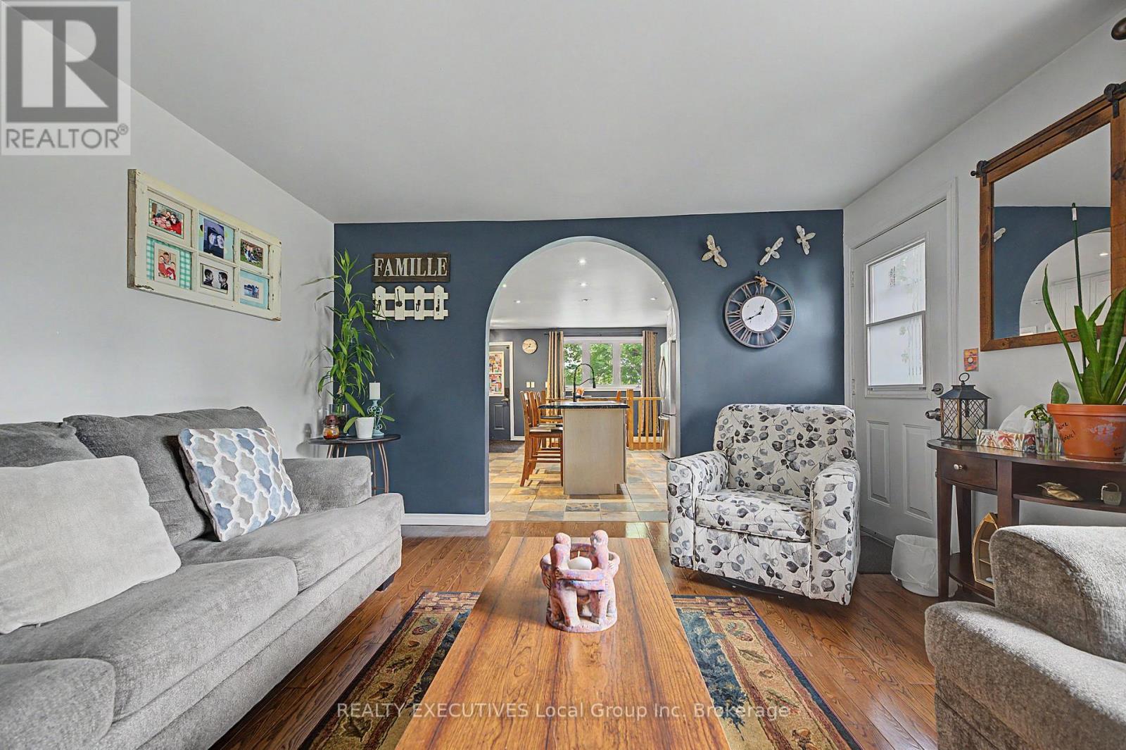 647 Derland Road, East Ferris, Ontario  P0H 1H0 - Photo 7 - X13555626