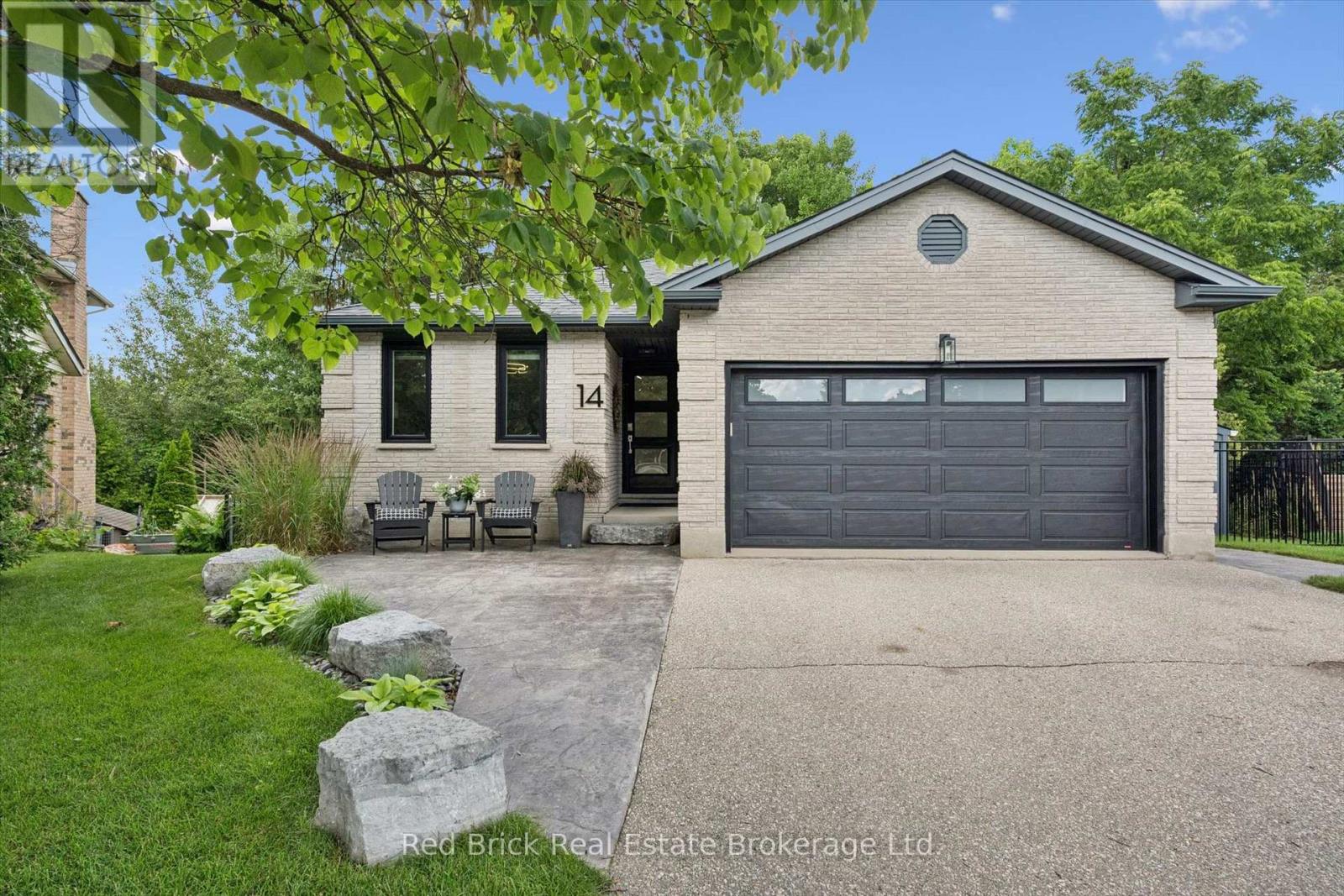 14 BROOKHAVEN COURT, Guelph, Ontario