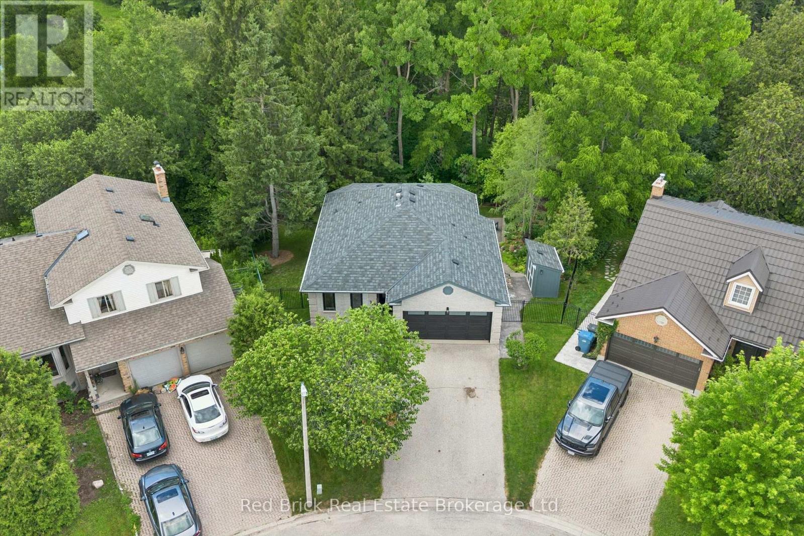 14 Brookhaven Court, Guelph, Ontario  N1G 4C2 - Photo 3 - X13555778
