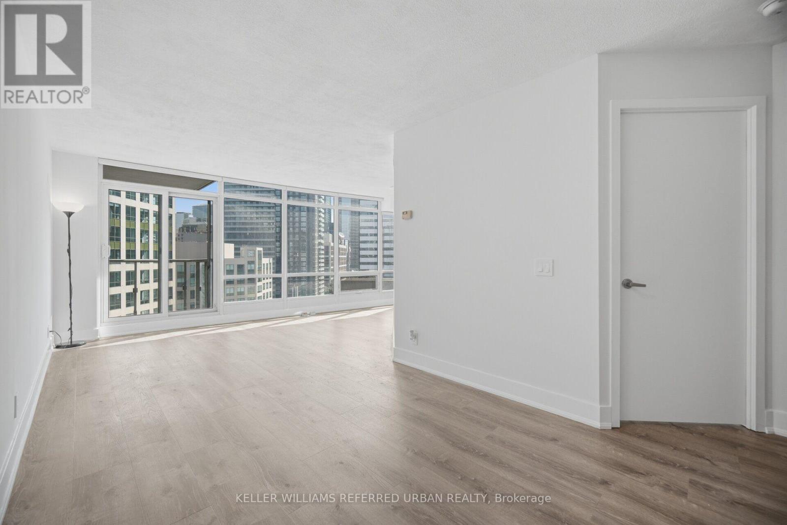 1501 - 361 Front Street, Toronto, Ontario  M5V 3R5 - Photo 10 - C13555472
