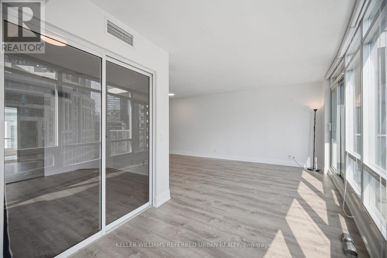 1501 - 361 Front Street, Toronto, Ontario  M5V 3R5 - Photo 14 - C13555472
