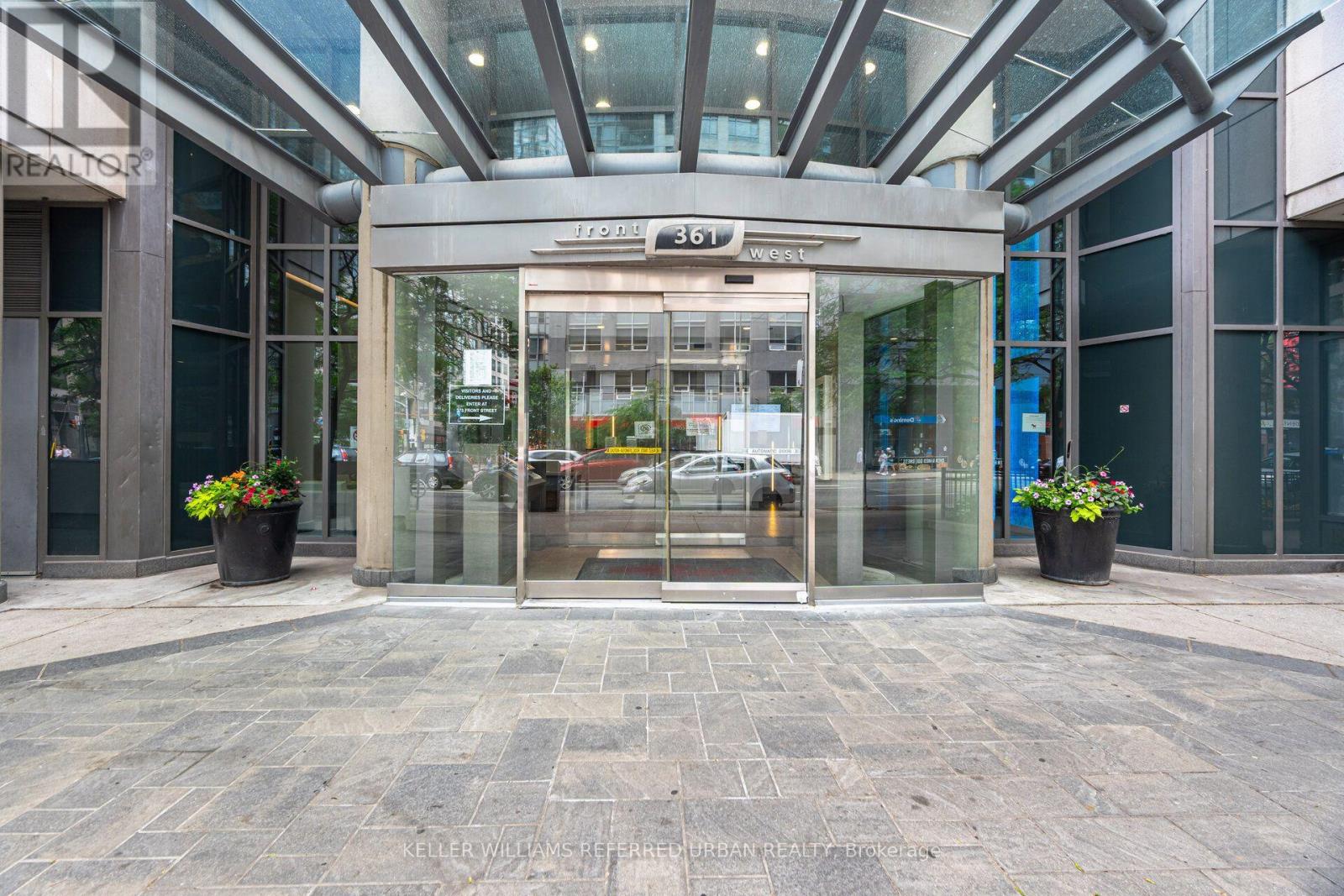 1501 - 361 Front Street, Toronto, Ontario  M5V 3R5 - Photo 2 - C13555472