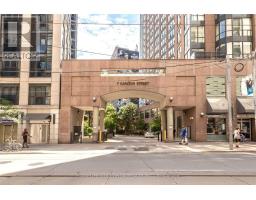 616 - 7 CARLTON STREET, Toronto, Ontario