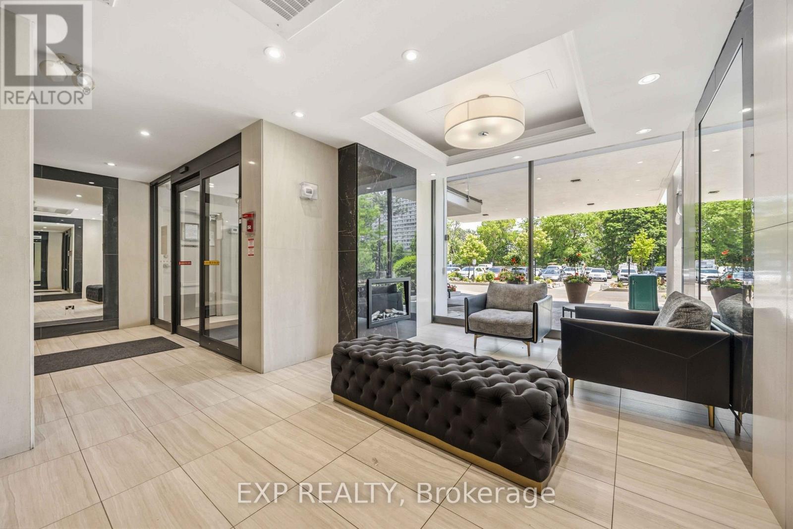 Ph08 - 715 Don Mills Road, Toronto, Ontario M3C 1S5 - Photo 2 - C13555594