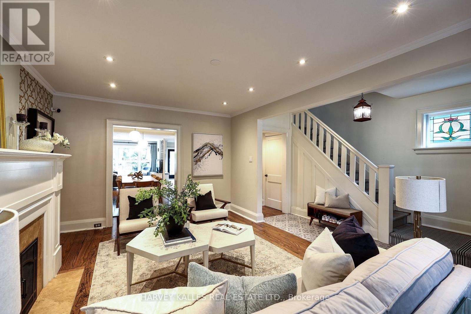 150 Deloraine Avenue, Toronto, Ontario M5M 2A9 - Photo 7 - C13555690