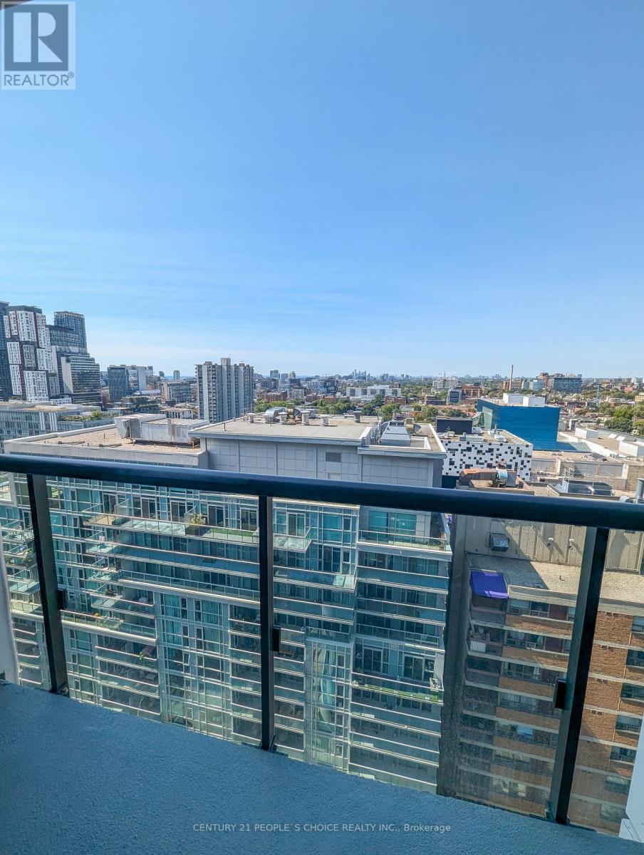 1724 - 121 St Patrick Street, Toronto, Ontario  M5T 0B8 - Photo 14 - C13555692