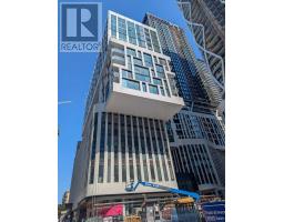 1724 - 121 ST PATRICK STREET, Toronto, Ontario