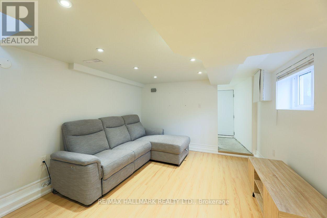 527 Craven Road, Toronto, Ontario  M4L 2Z6 - Photo 26 - E13555552