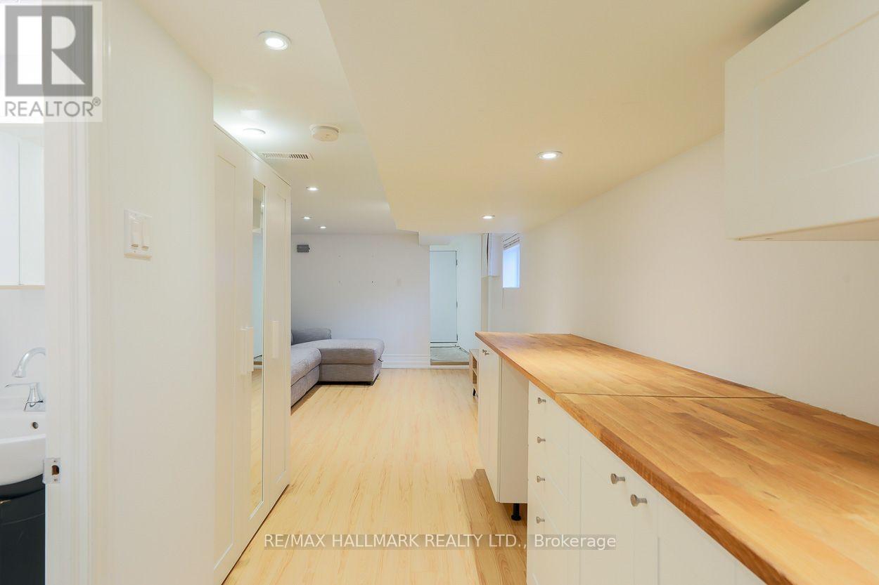 527 Craven Road, Toronto, Ontario  M4L 2Z6 - Photo 28 - E13555552