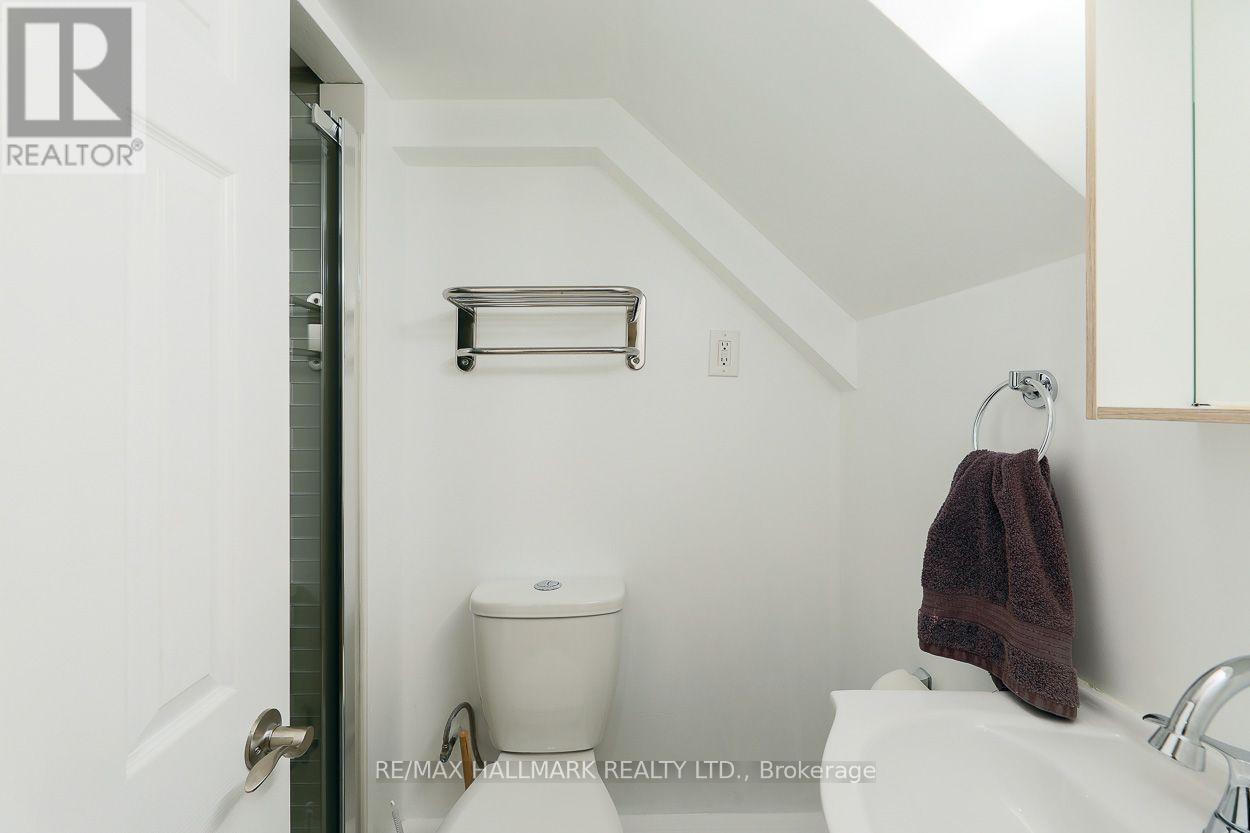 527 Craven Road, Toronto, Ontario  M4L 2Z6 - Photo 29 - E13555552
