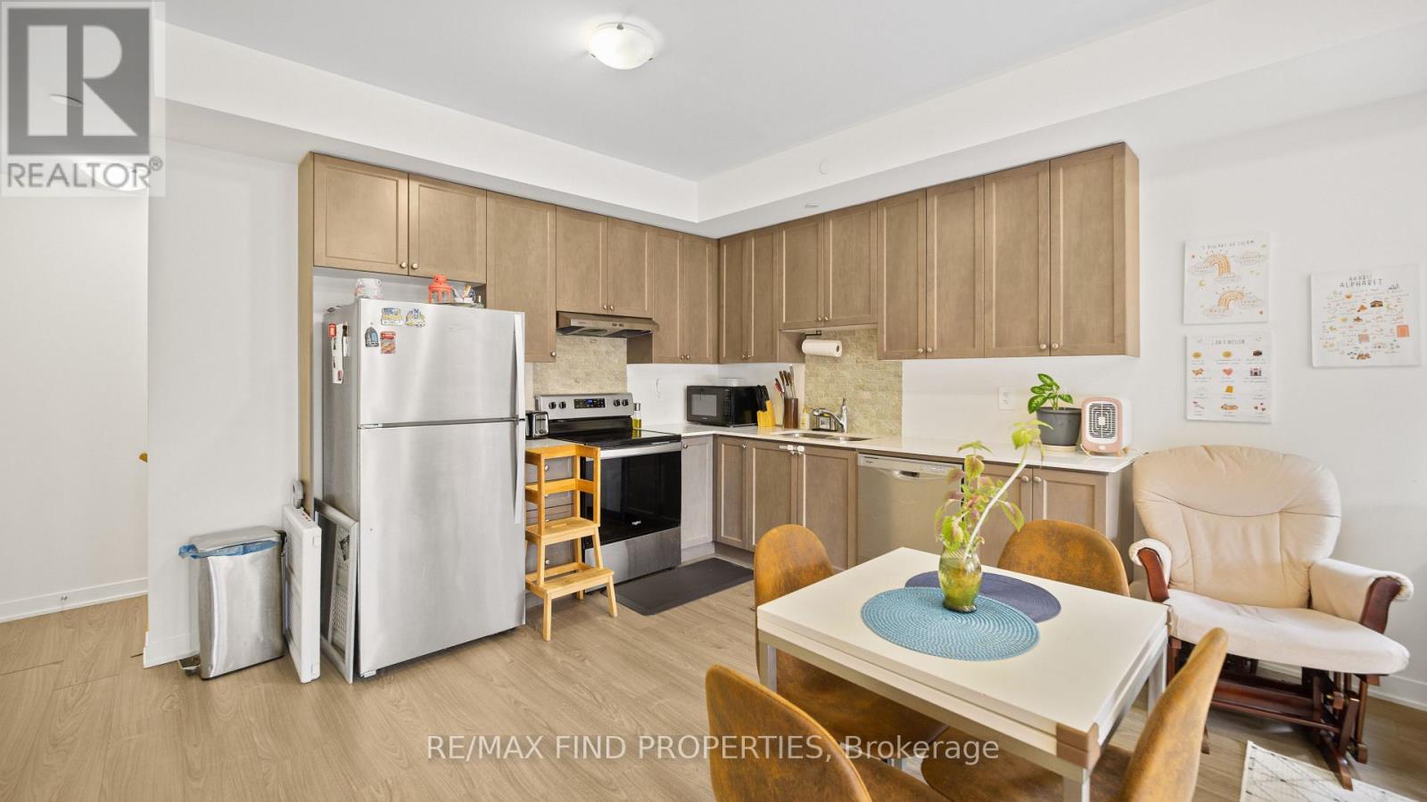301 - 755 Omega Drive, Pickering, Ontario  L1V 0H1 - Photo 9 - E13555752