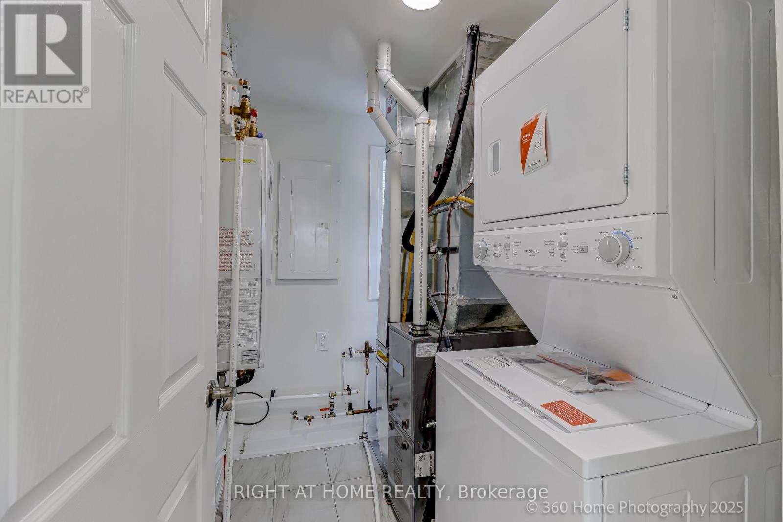 321 Tampa Drive, Georgina, Ontario L4P 3A3 - Photo 8 - N13555730