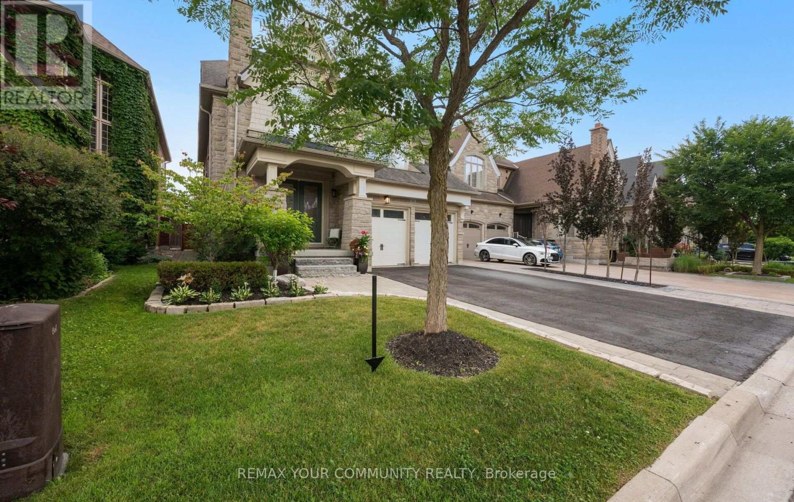 21 Lilly Valley Crescent S, King, Ontario  L7B 0B5 - Photo 2 - N13555770