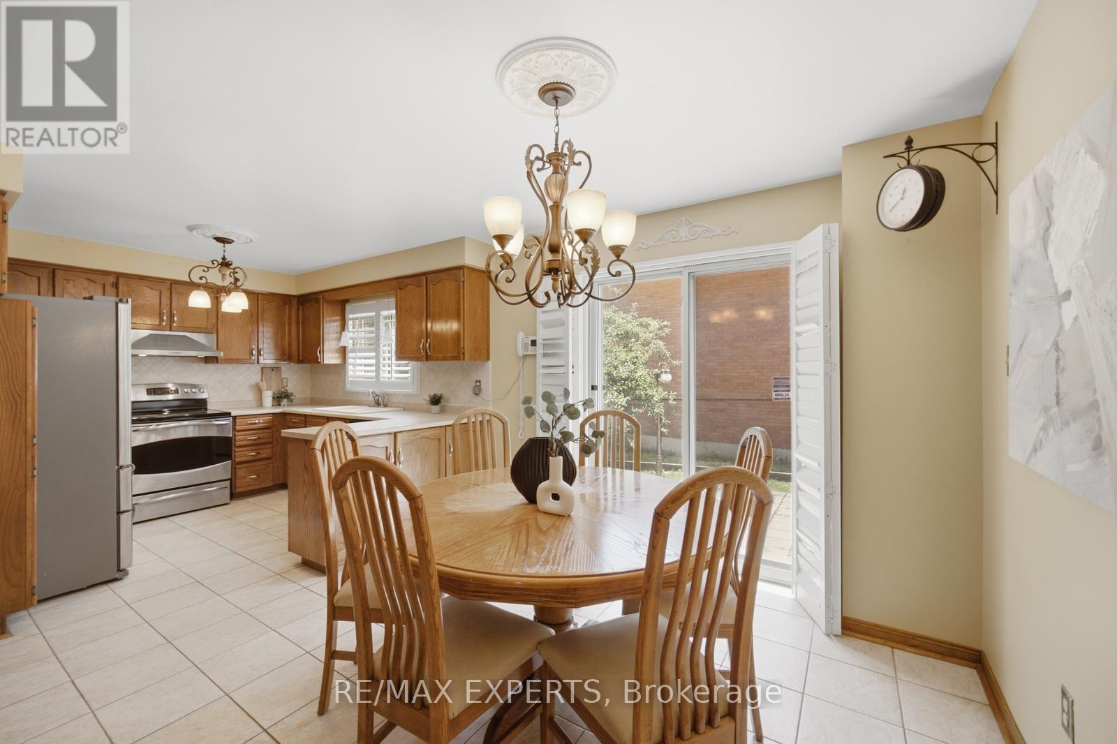 221 Judith Avenue, Vaughan (Brownridge), Ontario  L4J 7E3 - Photo 14 - N13555802