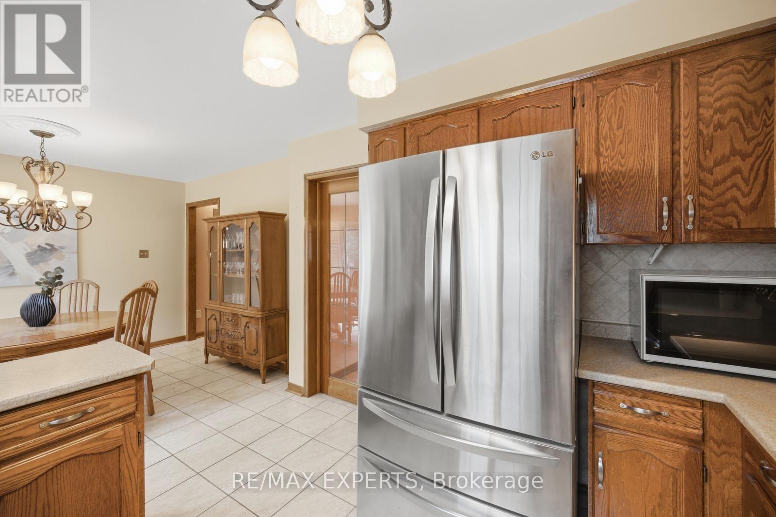 221 Judith Avenue, Vaughan (Brownridge), Ontario  L4J 7E3 - Photo 20 - N13555802