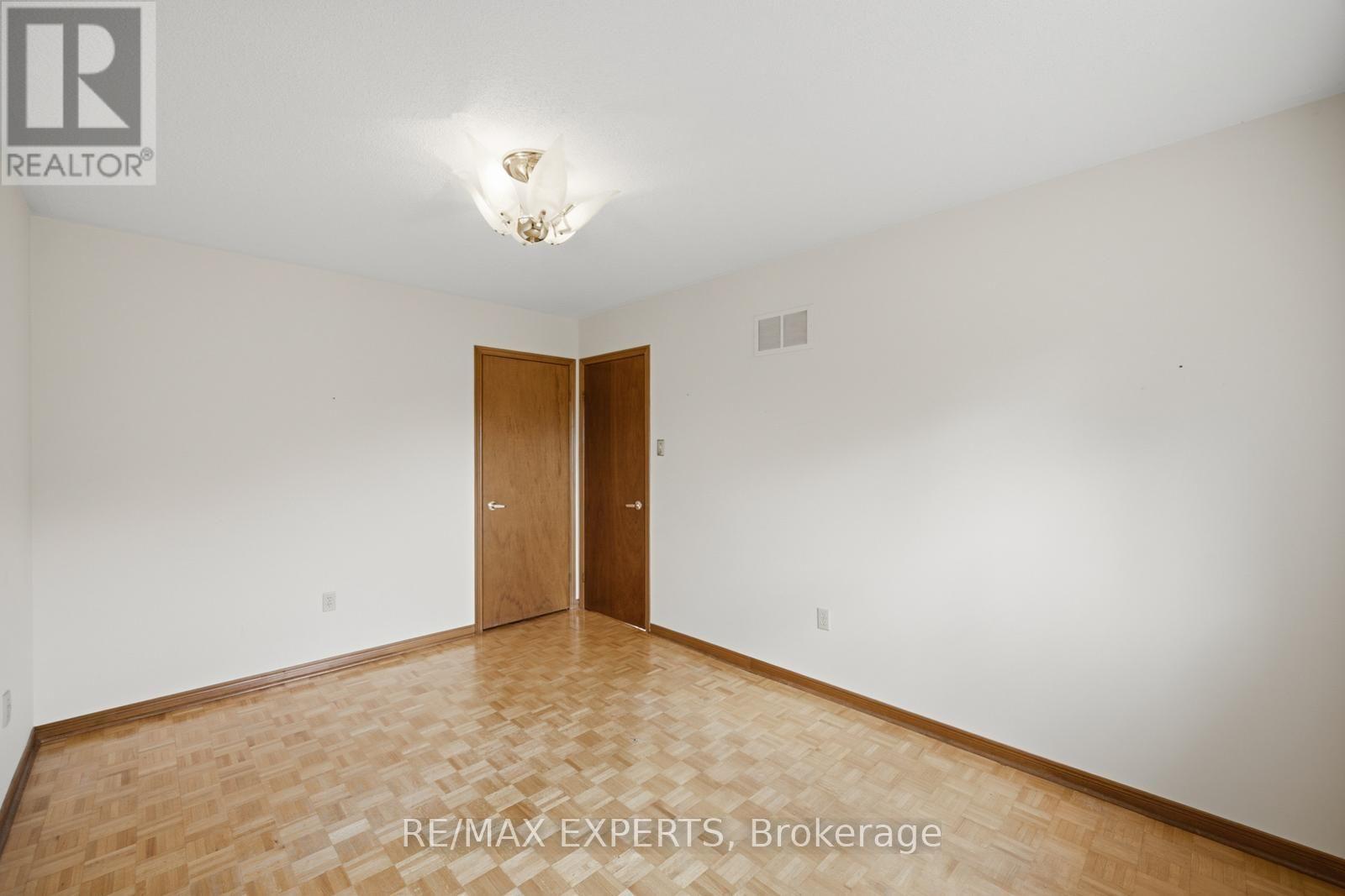 221 Judith Avenue, Vaughan (Brownridge), Ontario  L4J 7E3 - Photo 30 - N13555802