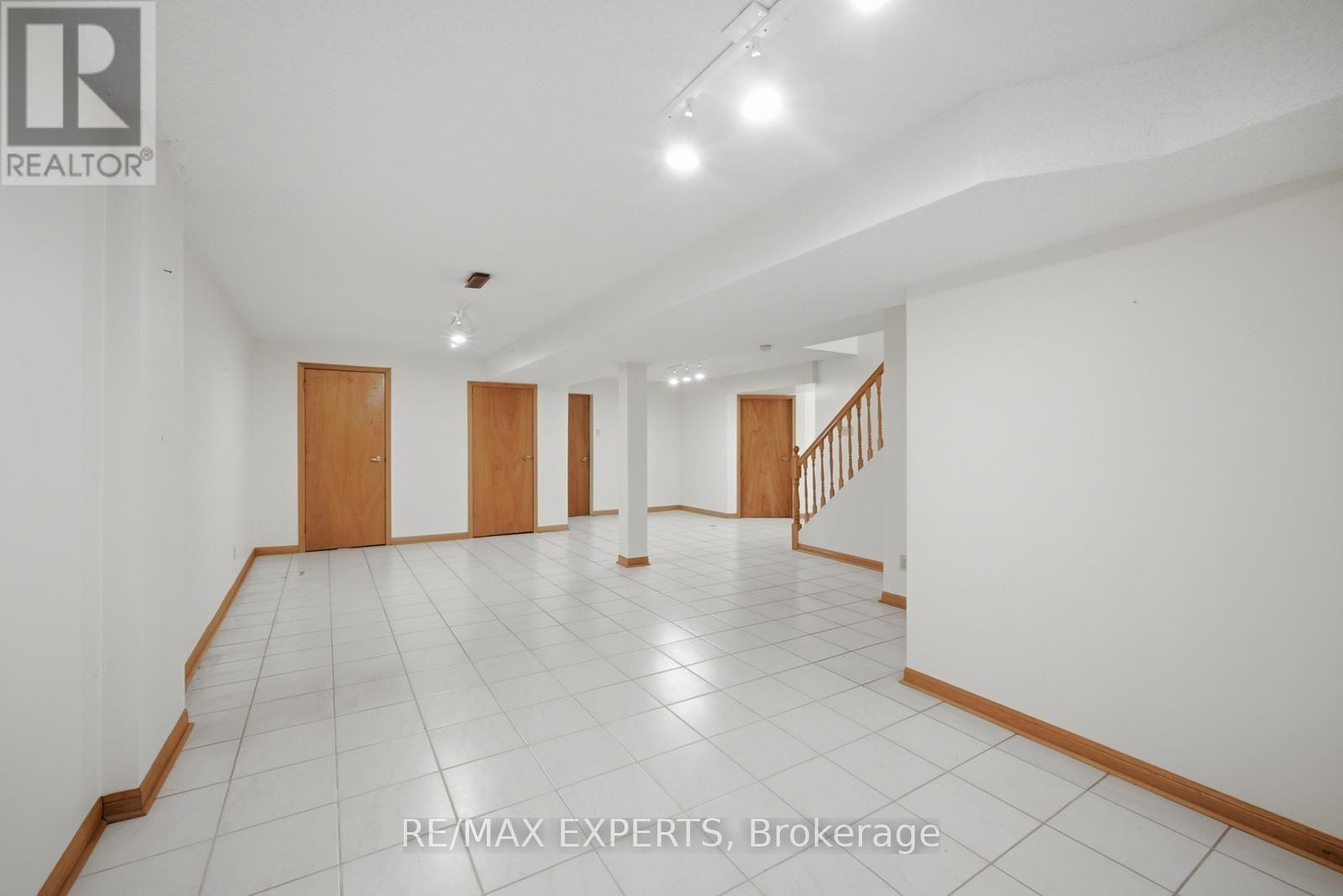 221 Judith Avenue, Vaughan (Brownridge), Ontario  L4J 7E3 - Photo 38 - N13555802
