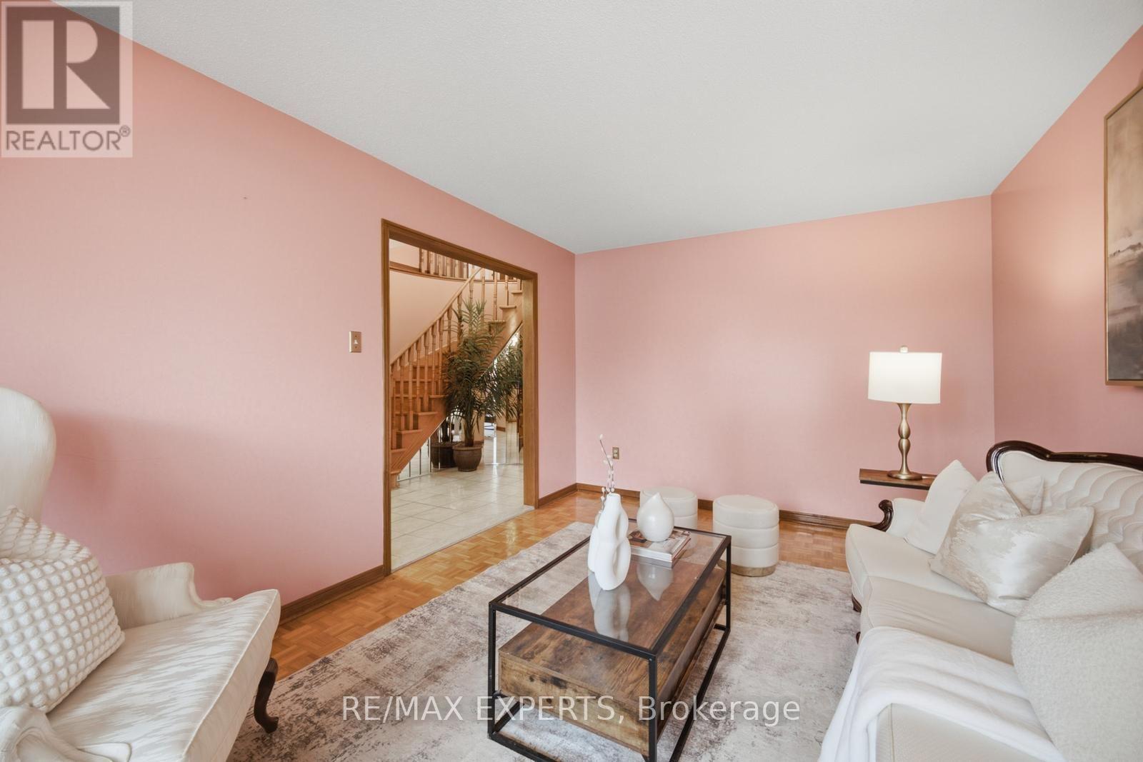 221 Judith Avenue, Vaughan (Brownridge), Ontario  L4J 7E3 - Photo 7 - N13555802