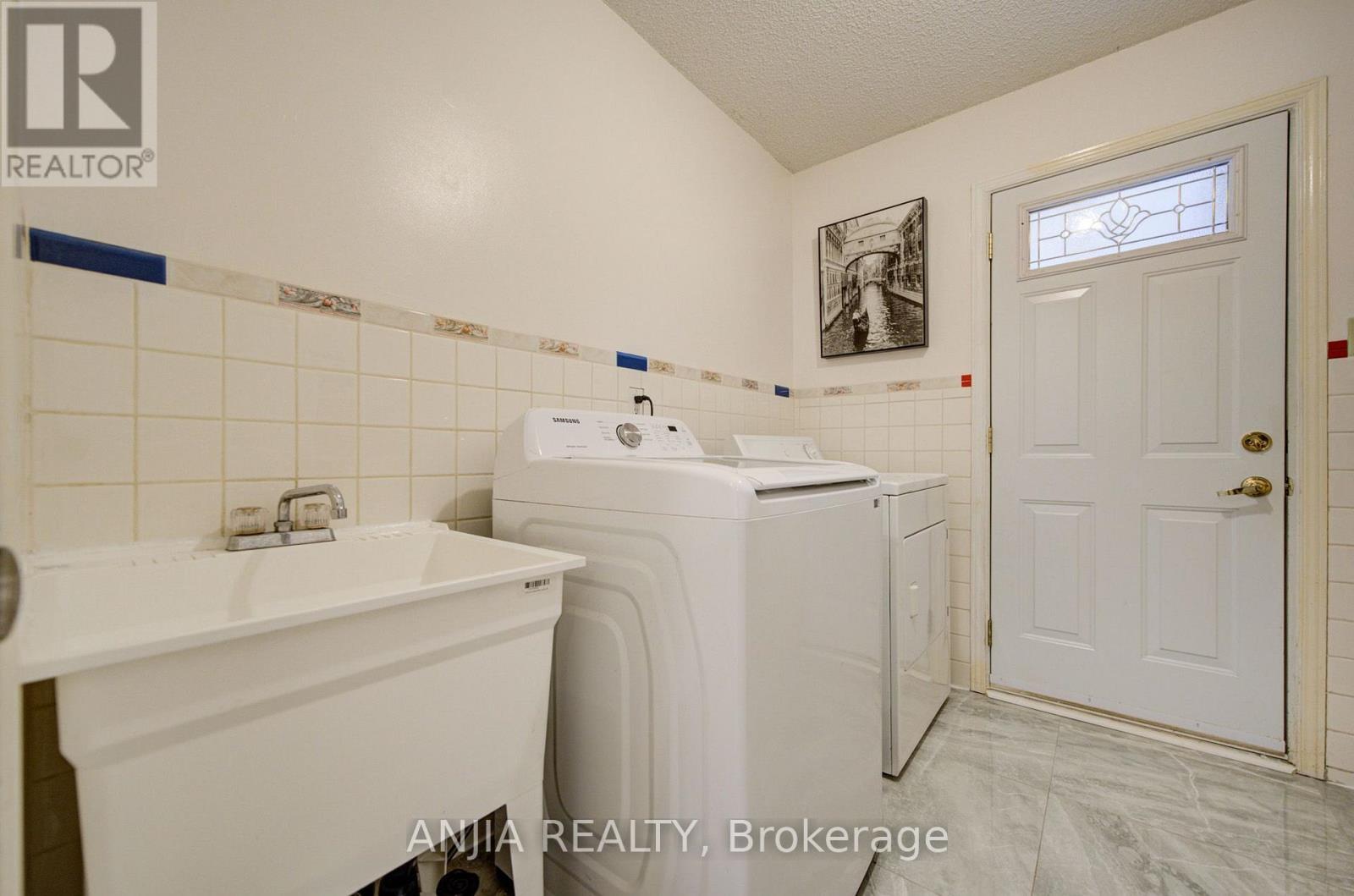8 Brooklyn Crescent, Markham, Ontario  L3P 7C1 - Photo 19 - N13555836