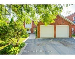 8 BROOKLYN CRESCENT, Markham, Ontario
