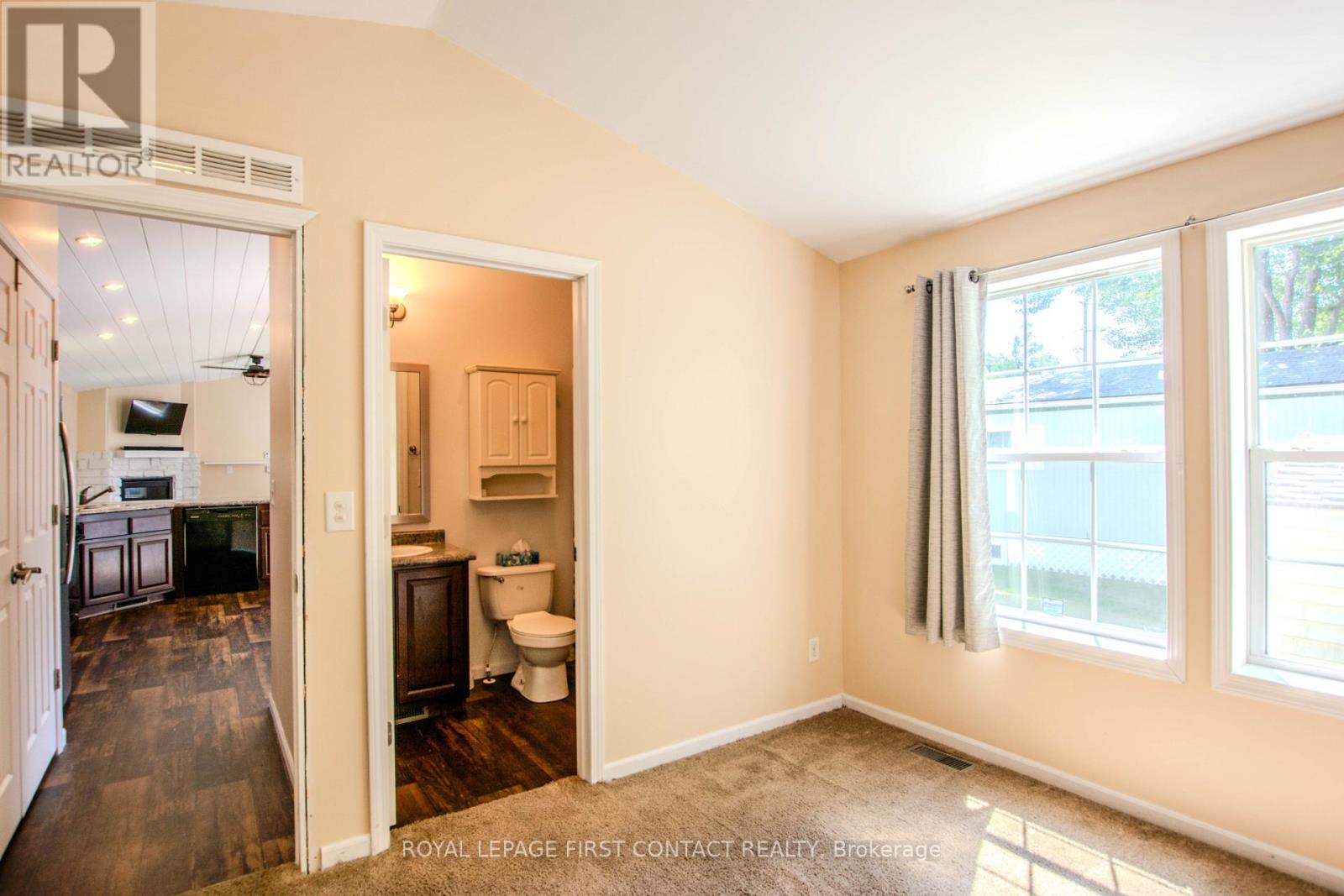 23 Georgian Glen Drive, Wasaga Beach, Ontario  L9Z 1K8 - Photo 14 - S13555682