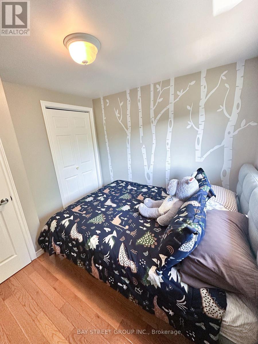 1559 Parish Lane, Oakville, Ontario L6M 2Z6 - Photo 15 - W13555490