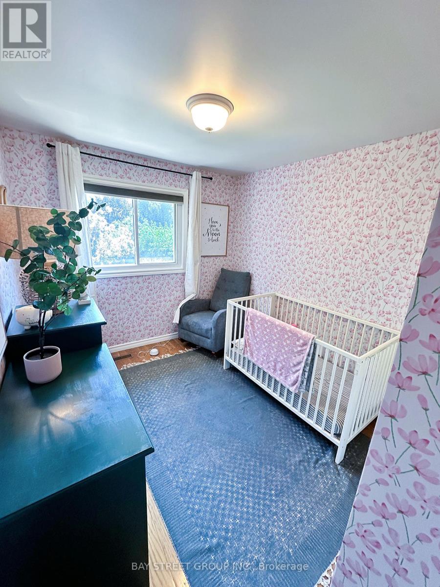 1559 Parish Lane, Oakville, Ontario L6M 2Z6 - Photo 16 - W13555490