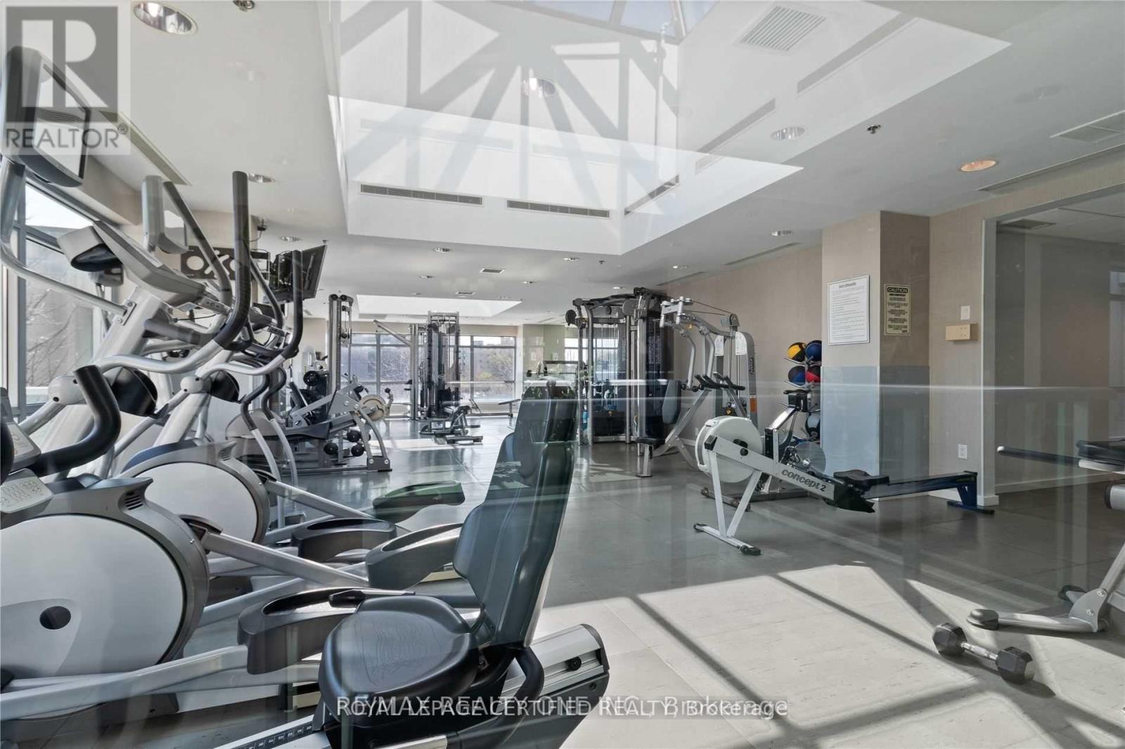 Tp2709 - 33 Elm Drive W, Mississauga, Ontario L5B 4M2 - Photo 20 - W13555548