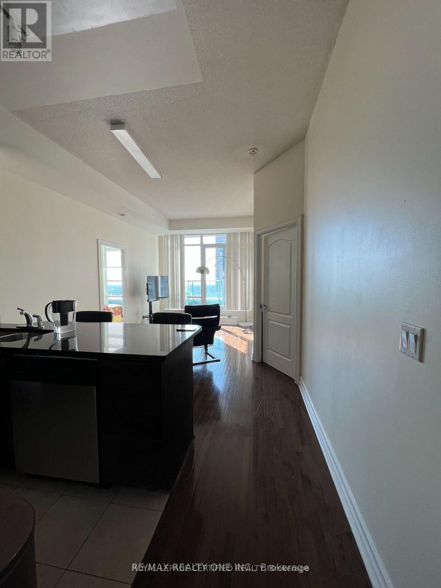 Tp2709 - 33 Elm Drive W, Mississauga, Ontario L5B 4M2 - Photo 7 - W13555548