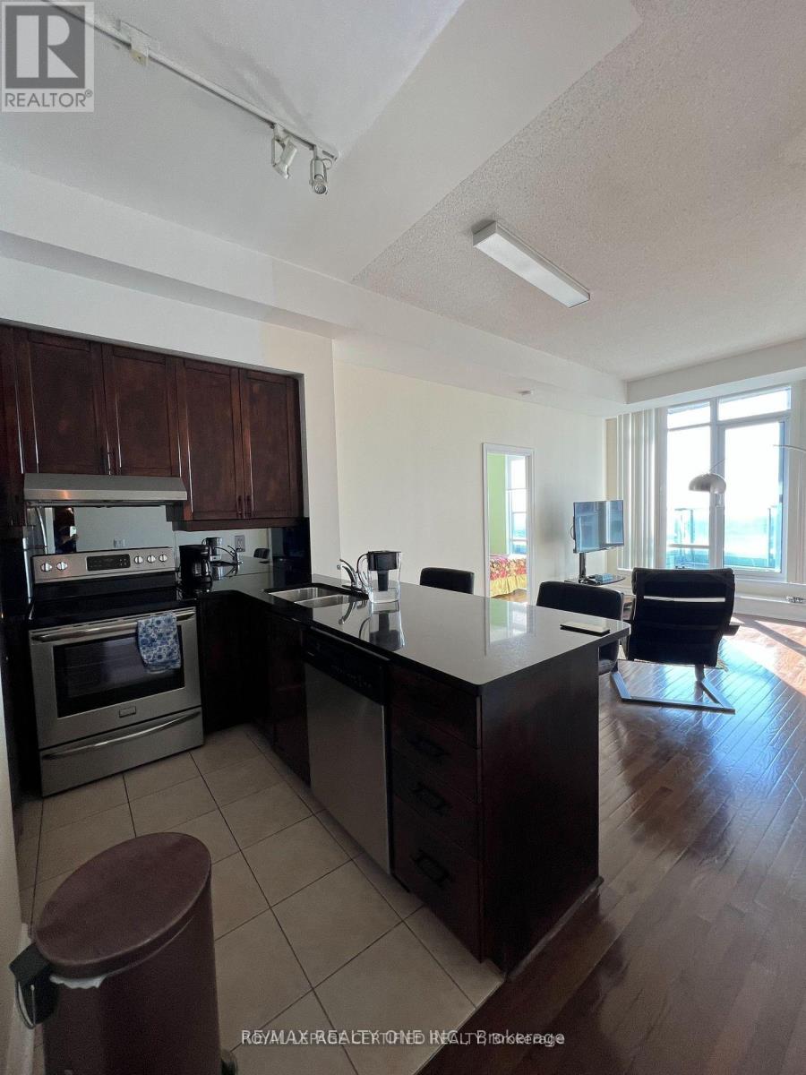 Tp2709 - 33 Elm Drive W, Mississauga, Ontario L5B 4M2 - Photo 8 - W13555548