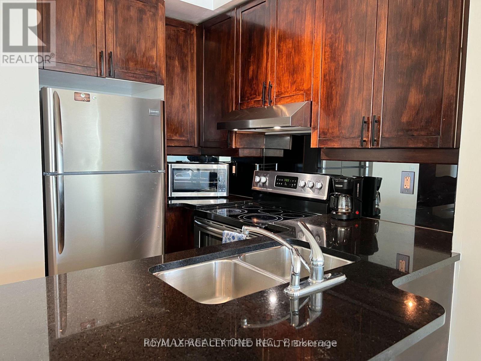 Tp2709 - 33 Elm Drive W, Mississauga, Ontario L5B 4M2 - Photo 9 - W13555548