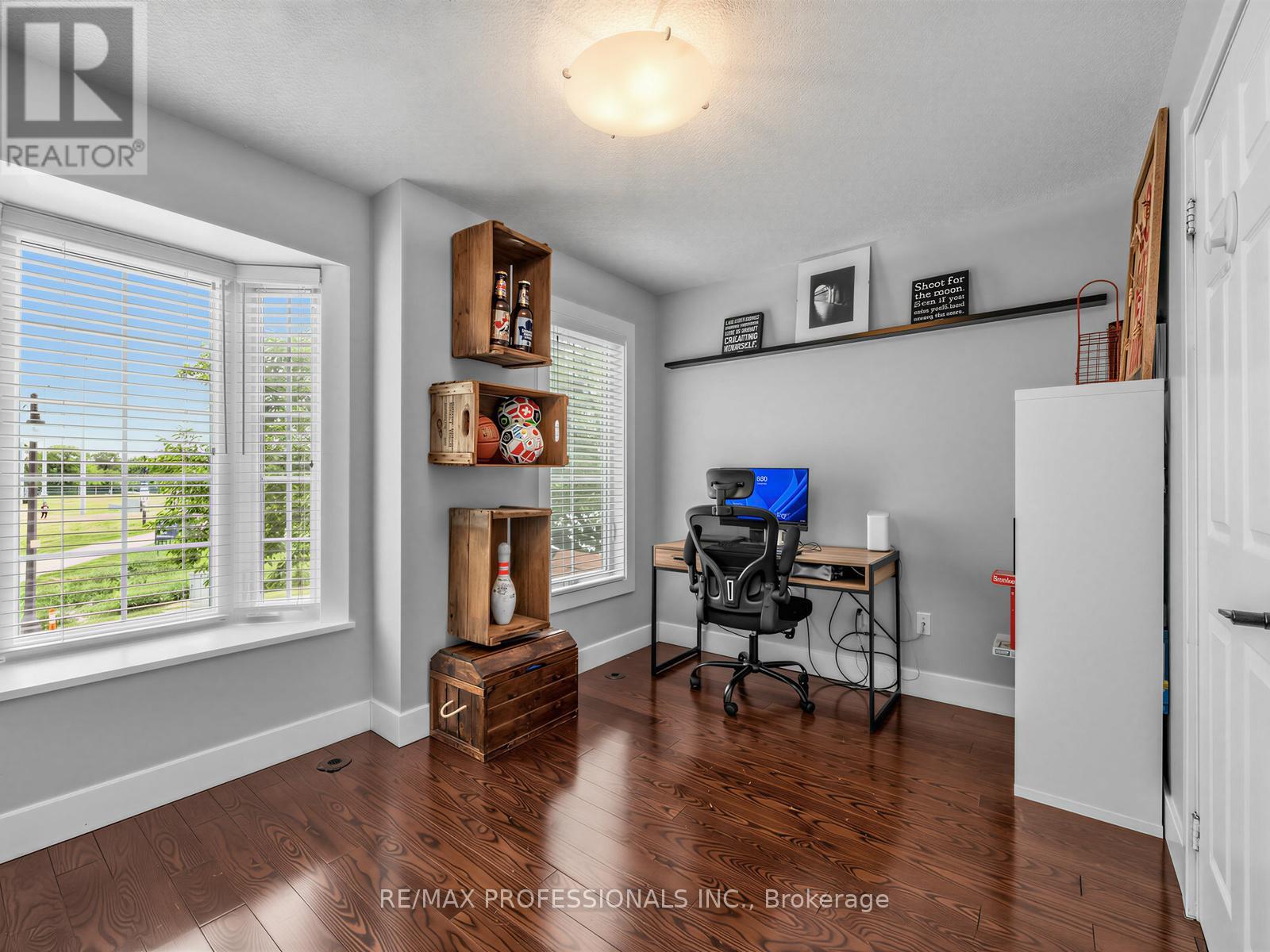 32 - 220 Manitoba Street, Toronto, Ontario  M8Y 4G7 - Photo 23 - W13555818