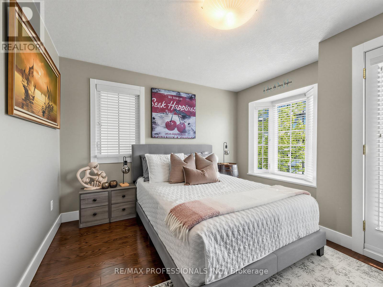 32 - 220 Manitoba Street, Toronto, Ontario  M8Y 4G7 - Photo 29 - W13555818