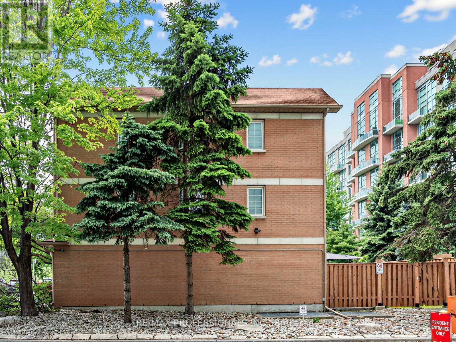 32 - 220 Manitoba Street, Toronto, Ontario  M8Y 4G7 - Photo 44 - W13555818