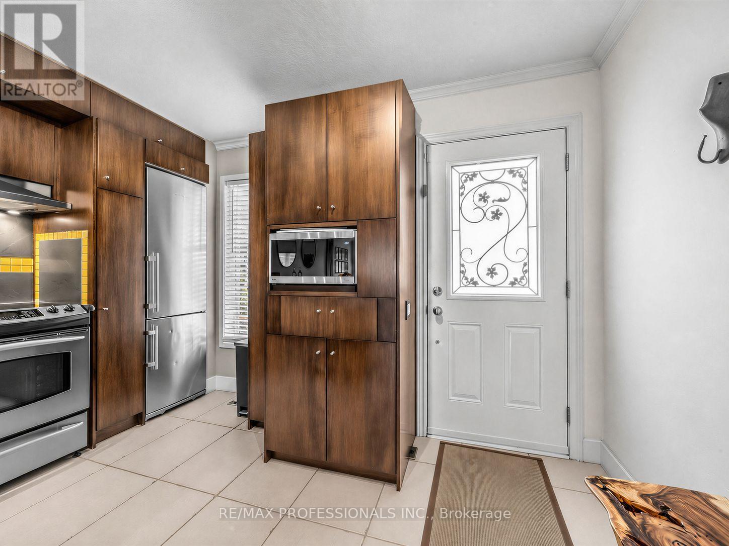 32 - 220 Manitoba Street, Toronto, Ontario  M8Y 4G7 - Photo 5 - W13555818