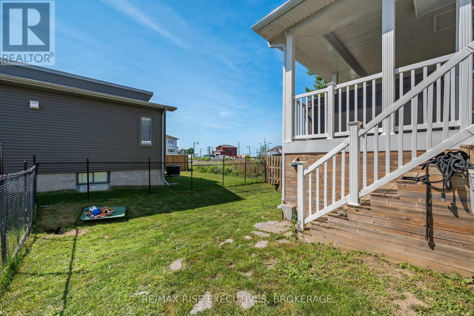 159 Mcdonough Crescent, Loyalist, Ontario  K7N 0B3 - Photo 38 - X13555714