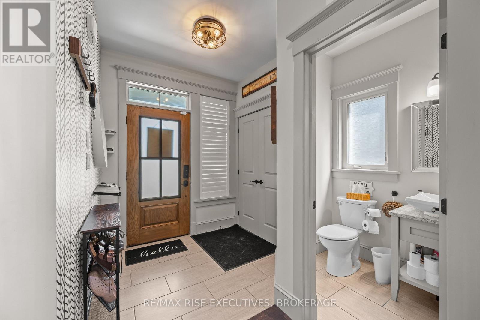 159 Mcdonough Crescent, Loyalist, Ontario  K7N 0B3 - Photo 5 - X13555714
