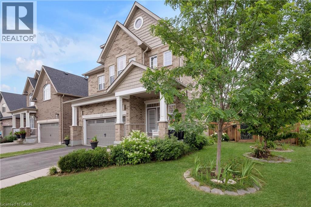 225 Tremaine Crescent, Kitchener, Ontario N2A 4L9 - Photo 2 - 40847424