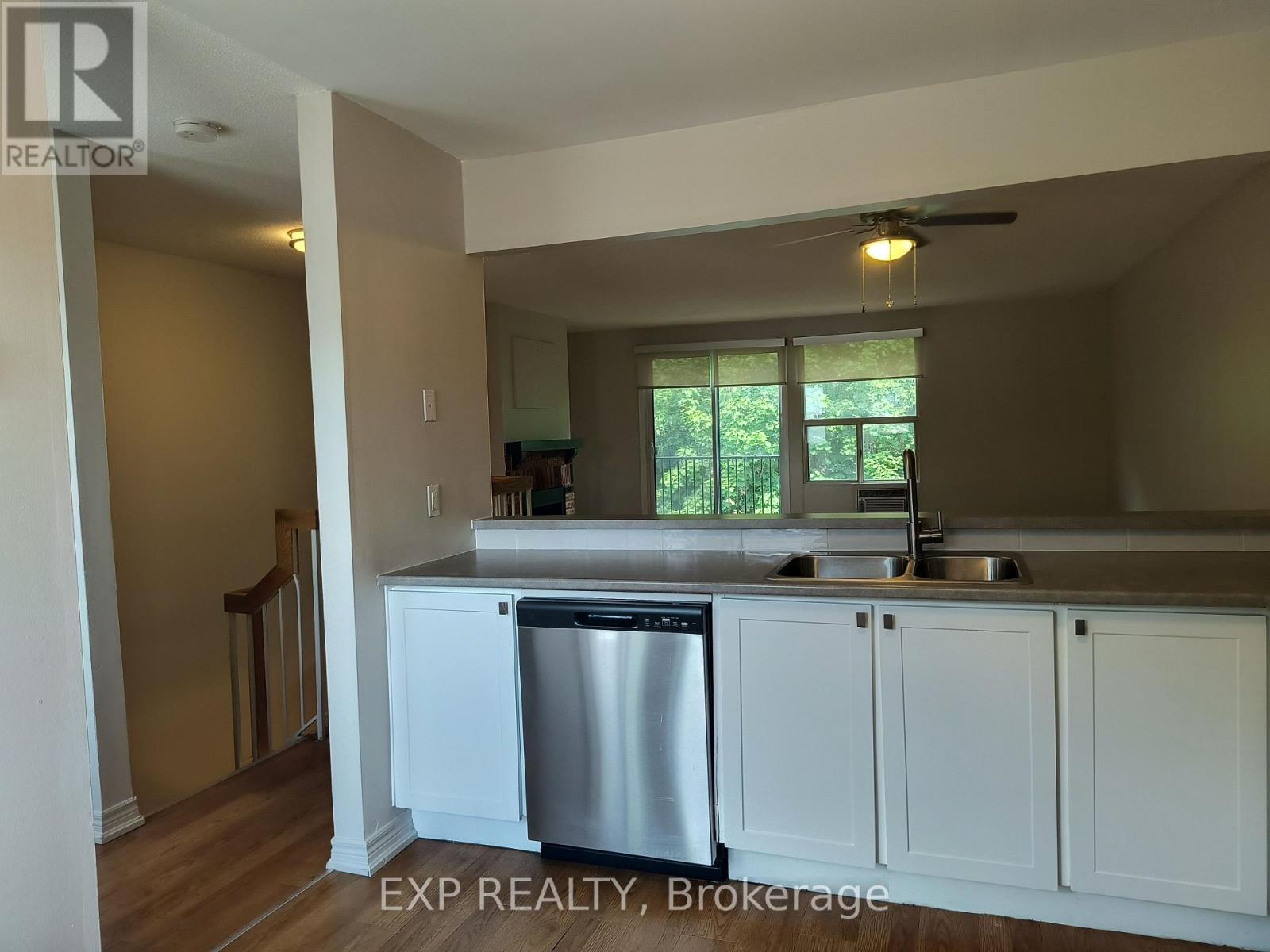 004 - 1310 Richmond Road, Ottawa, Ontario  K2B 8L3 - Photo 5 - X13556014