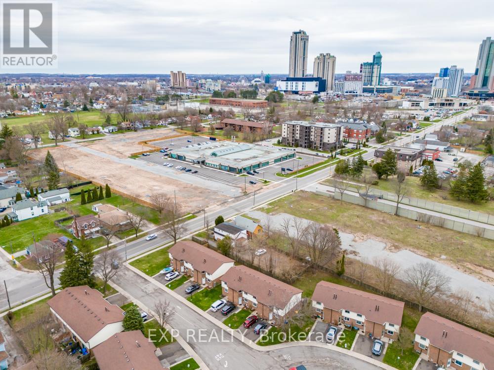 5938 Dunn Street, Niagara Falls, Ontario  L2G 2P1 - Photo 2 - X13555852