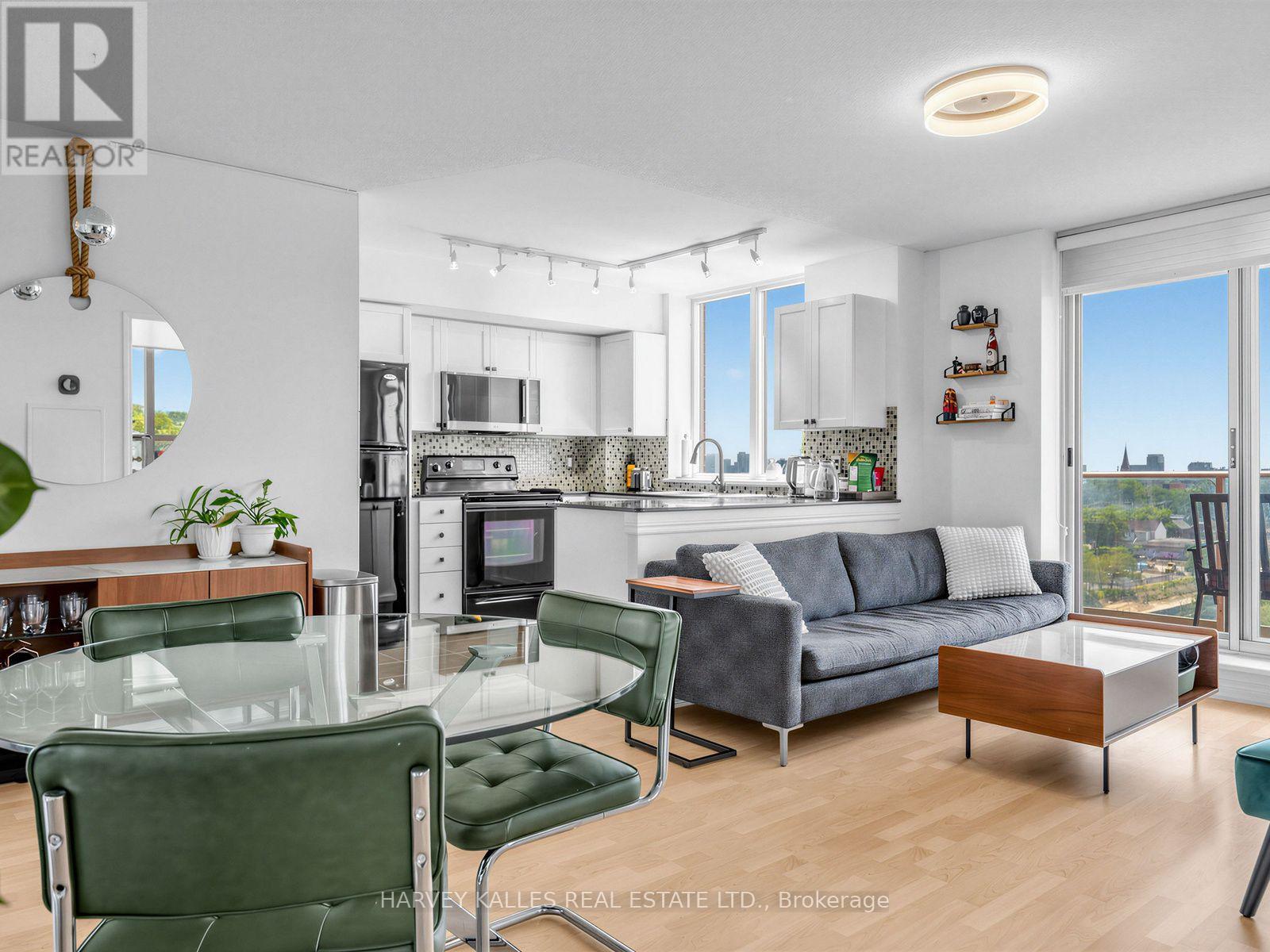905 - 1369 Bloor Street W, Toronto, Ontario  M6P 4J4 - Photo 11 - C13555930