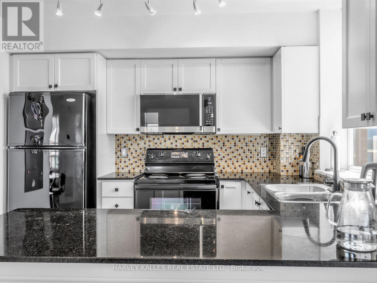 905 - 1369 Bloor Street W, Toronto, Ontario  M6P 4J4 - Photo 15 - C13555930