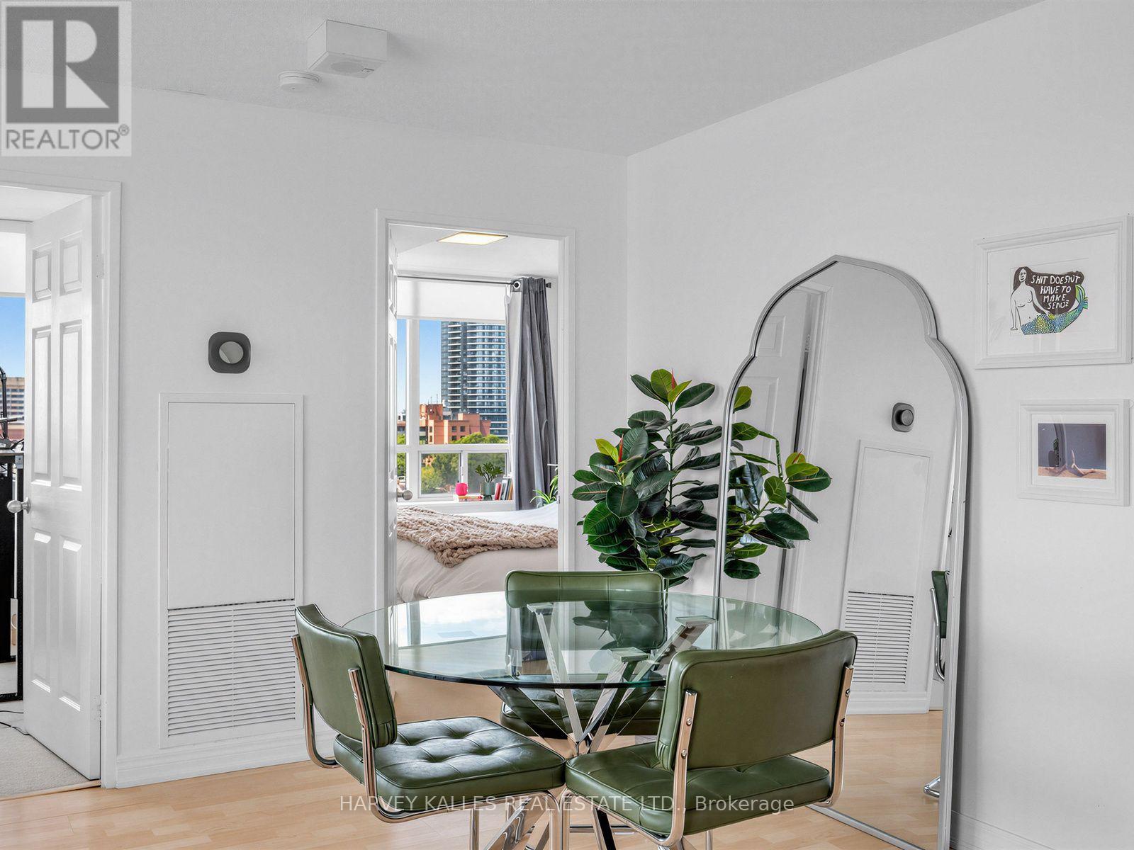 905 - 1369 Bloor Street W, Toronto, Ontario  M6P 4J4 - Photo 16 - C13555930