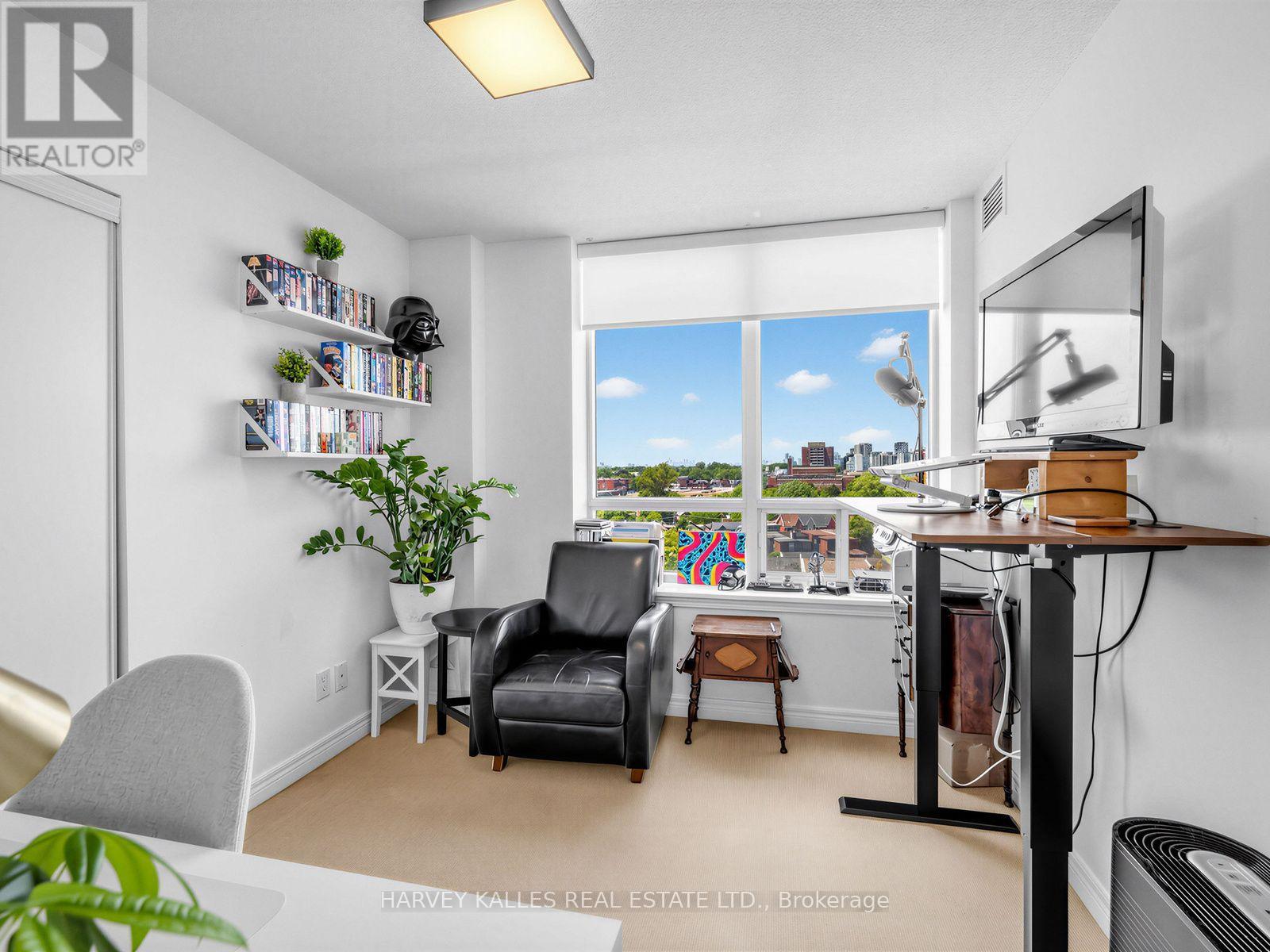 905 - 1369 Bloor Street W, Toronto, Ontario  M6P 4J4 - Photo 17 - C13555930