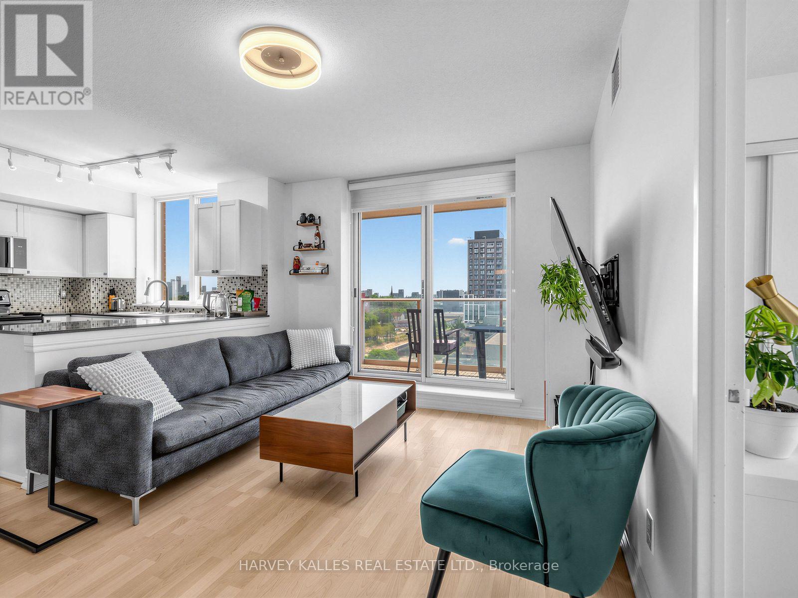 905 - 1369 Bloor Street W, Toronto, Ontario  M6P 4J4 - Photo 7 - C13555930