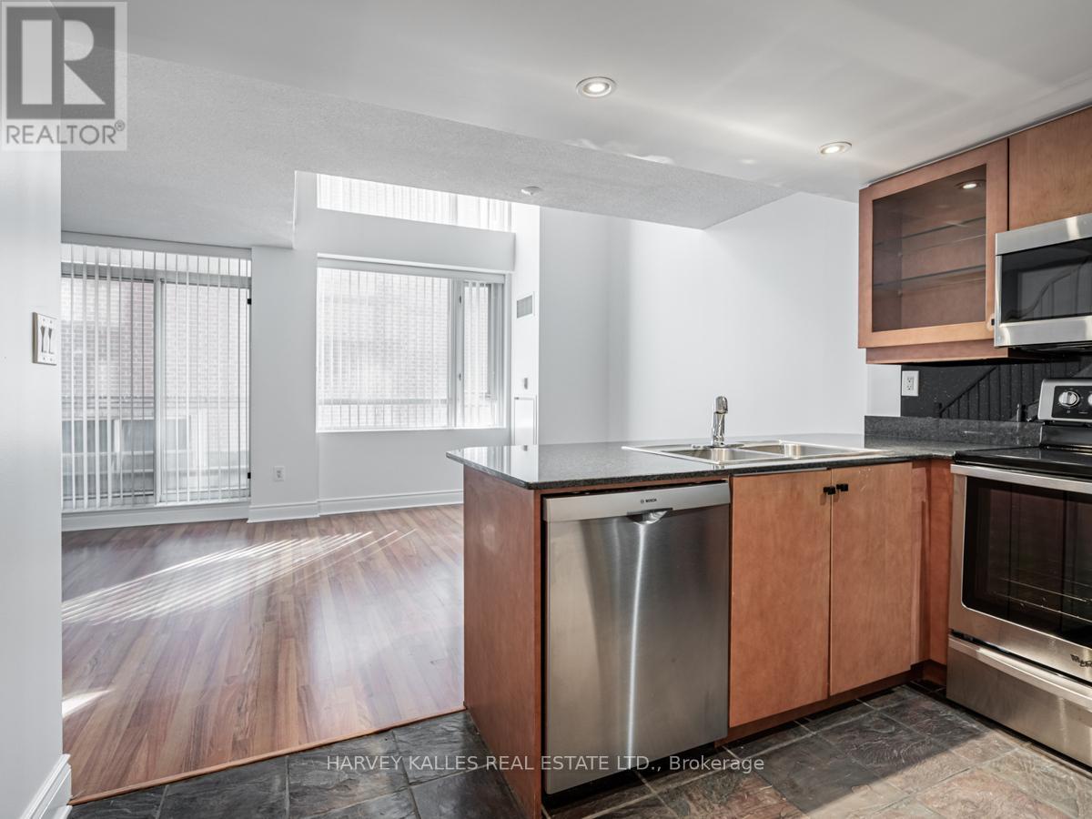 708 - 80 Cumberland Street, Toronto, Ontario  M5R 3V1 - Photo 3 - C13556000