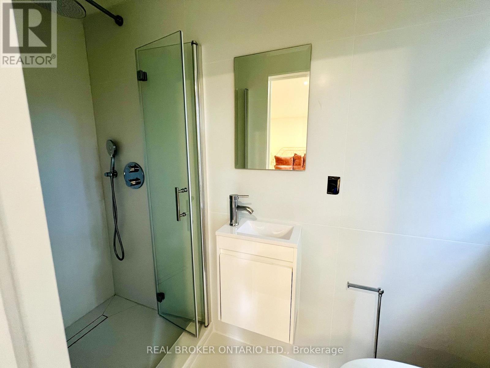 51 Castlemere Crescent, Toronto, Ontario  M1W 1K4 - Photo 19 - E13555870